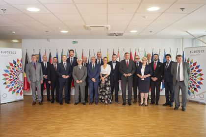 Udeležba veleposlanika Tcherveniakova na srečanju s predsednikom Slovenije
